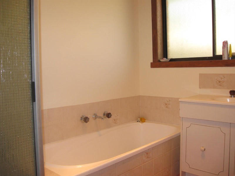 1 Ferguson Court, Kingston TAS 7050