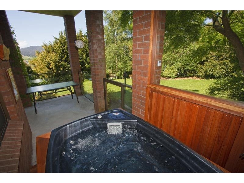 18 Scenic Hill Road, Huonville TAS 7109