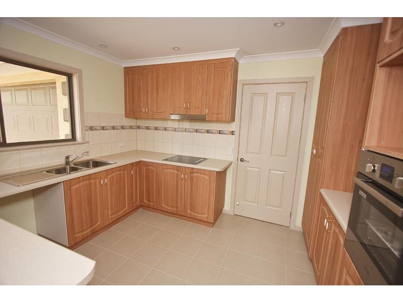 8 Plum Tree Close, Huonville TAS 7109