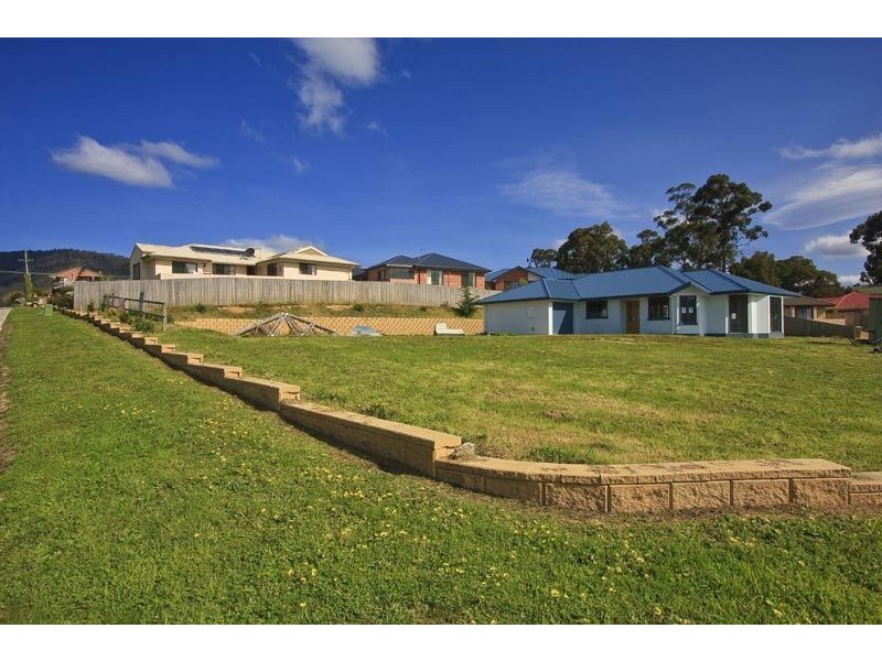 1 Plum Tree Close, Huonville TAS 7109