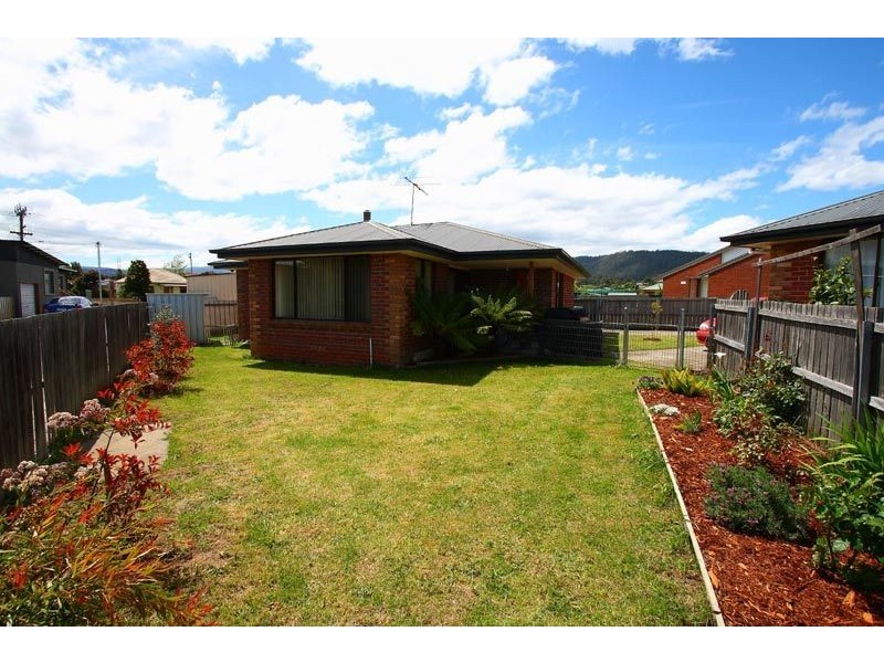 2/8 Acacia Street, Huonville TAS 7109