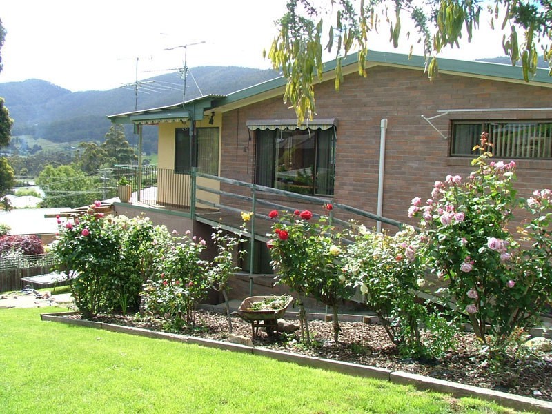 8 Scenic Hill Road, Huonville TAS 7109