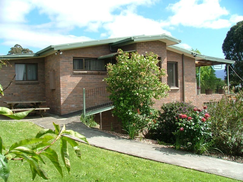 8 Scenic Hill Road, Huonville TAS 7109