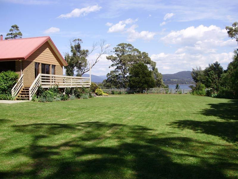 23 Abels Bay Road, Deep Bay TAS 7112