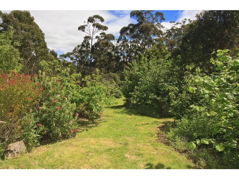 215 Sandhill Road, Cygnet TAS 7112