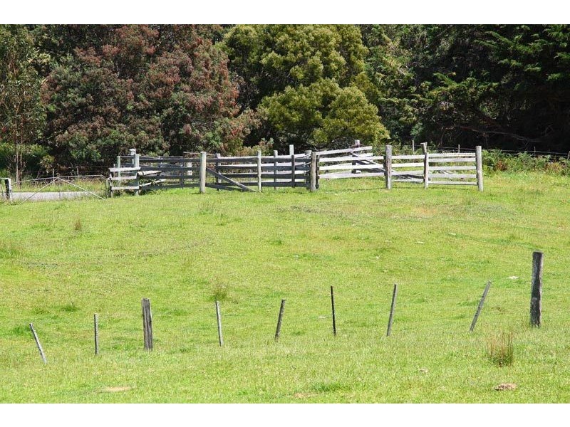 39 POLICE POINT ROAD, Police Point TAS 7116