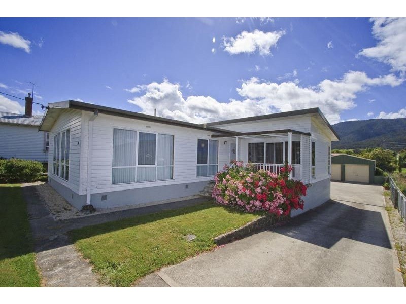 88 Main Street, Huonville TAS 7109
