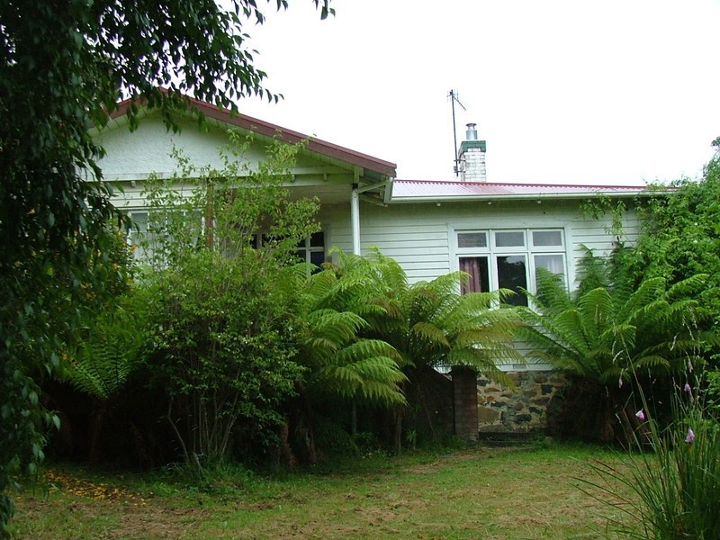 8 Evans  Road, Port Huon TAS 7116