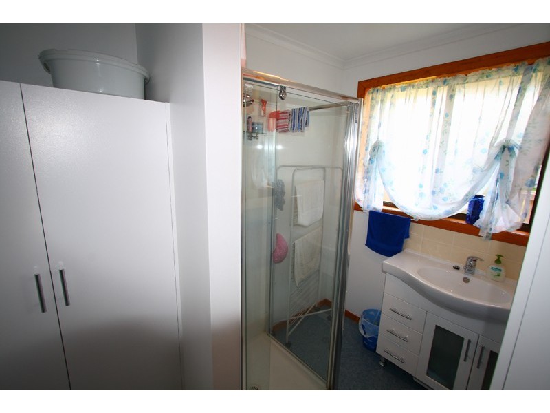 8b Acacia Street, Huonville TAS 7109