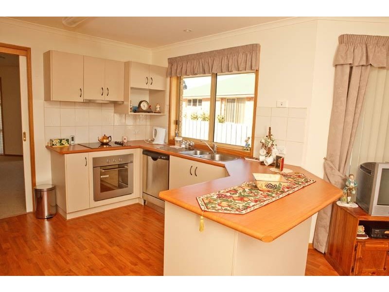 8 Old Apple Court, Huonville TAS 7109