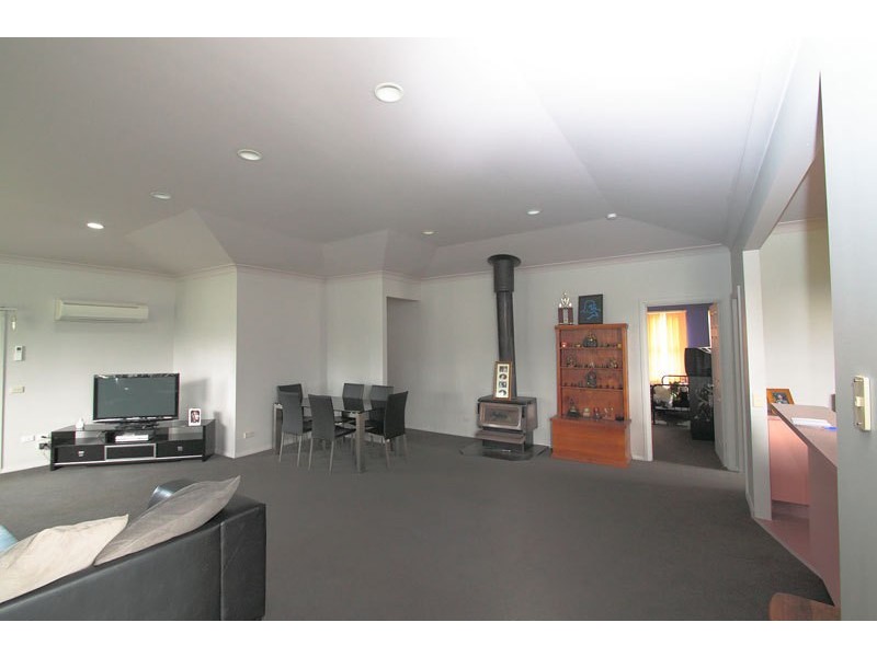8 Shield Street, Huonville TAS 7109