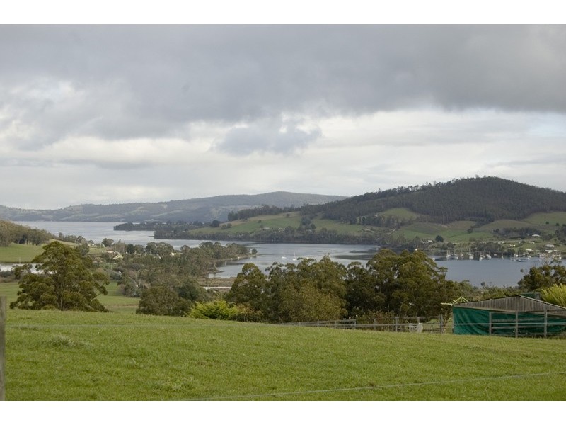 130 Winns Road, Cygnet TAS 7112