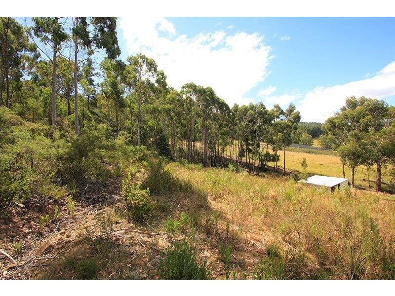 Ra Evans  Road, Port Huon TAS 7116