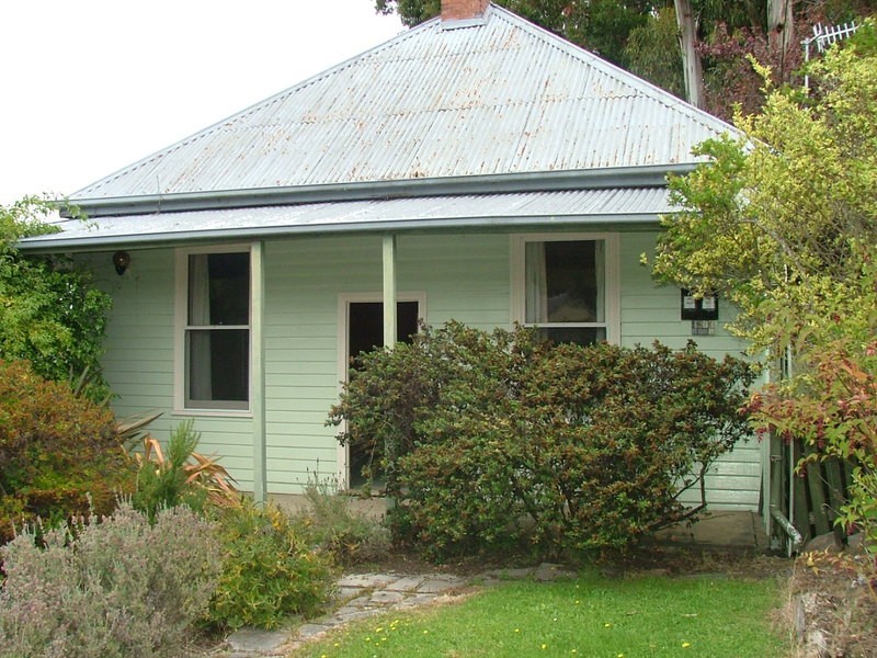 14 Station Road, Dover TAS 7117
