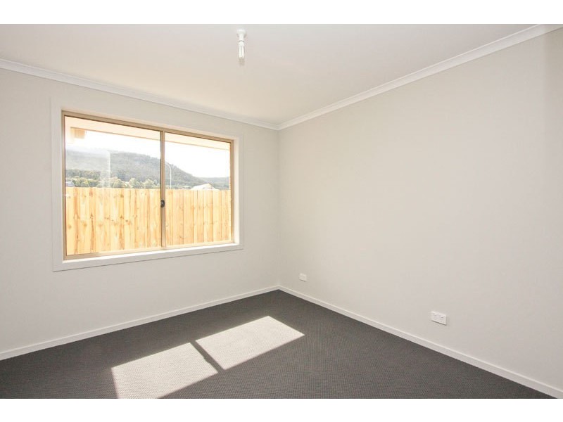 2/49 Helen Street, Ranelagh TAS 7109