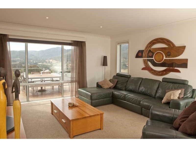 4 Beauty View Road, Huonville TAS 7109