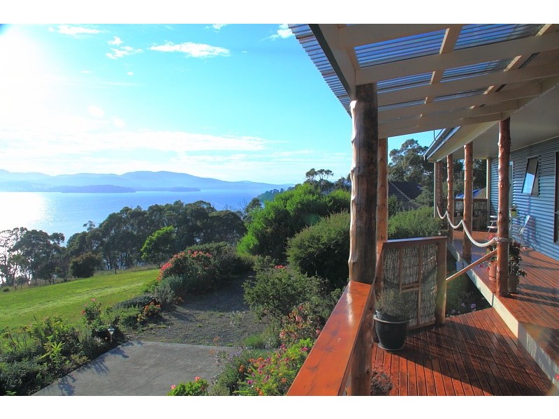 25 Klasen Road, Police Point TAS 7116