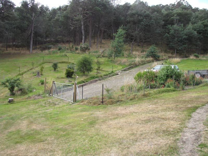 30  Ginns Road, Wattle Grove TAS 7109