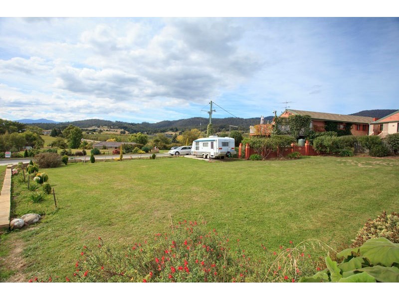 1  Pear Tree Close, Huonville TAS 7109