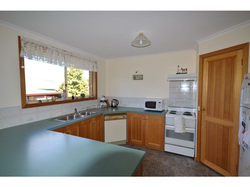 11 Wellington Street, Huonville TAS 7109
