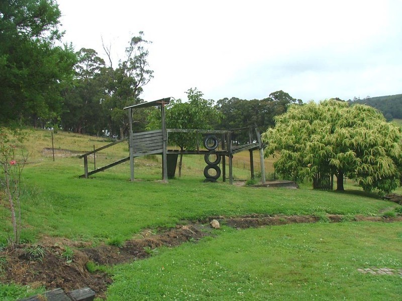 28 Rowes Road, Geeveston TAS 7116