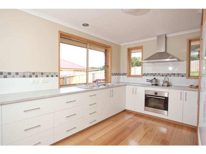 8 Beauty View Road, Huonville TAS 7109