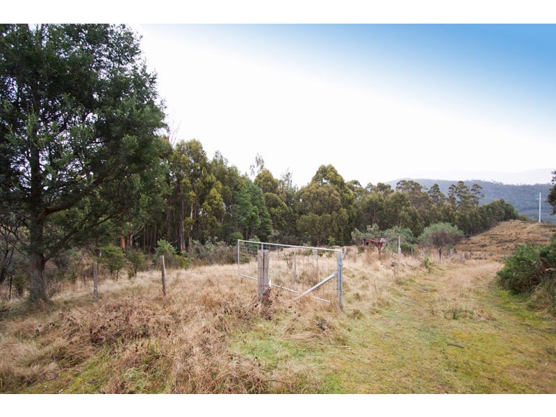 209  Middle Road, Pelverata TAS 7150