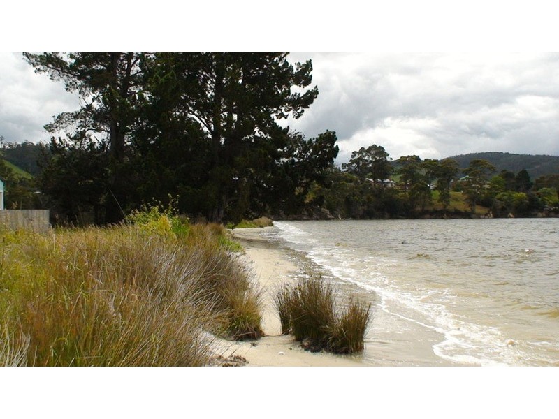 27 Cemetery Road, Dover TAS 7117