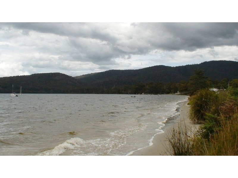 27 Cemetery Road, Dover TAS 7117