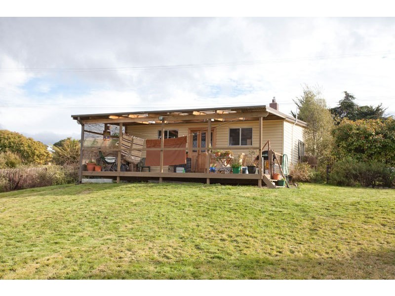 27 Cemetery Road, Dover TAS 7117