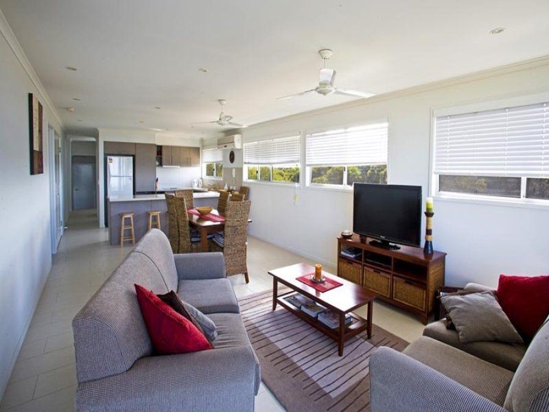 Unit 4/L2 Dolphin Court, Agnes Water QLD 4677