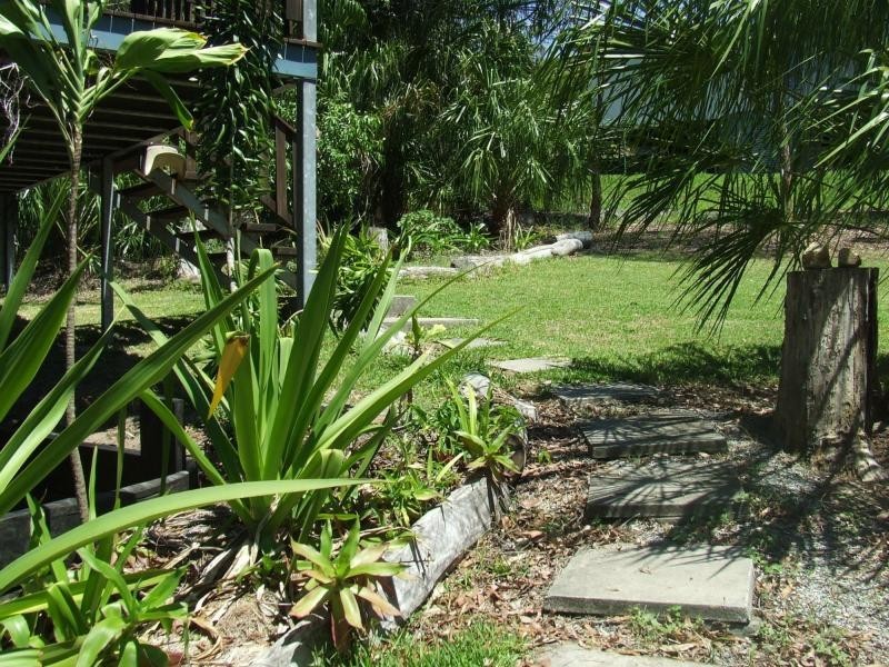 2 Zamia Court, Agnes Water QLD 4677