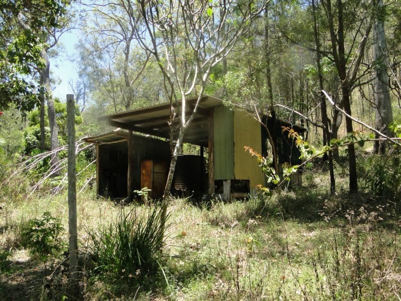 427 Davies Road, Captain Creek, Agnes Water QLD 4677