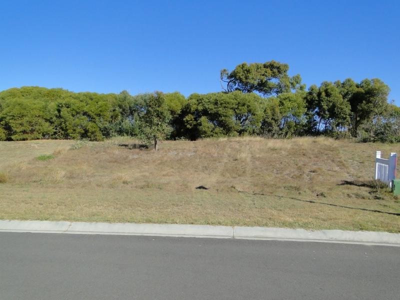 12 Atlantis Boulevard, Agnes Water QLD 4677