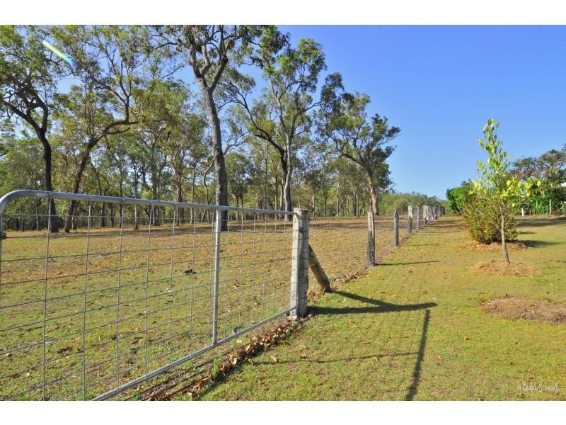 22 Dillon Road, Captain Creek QLD 4677