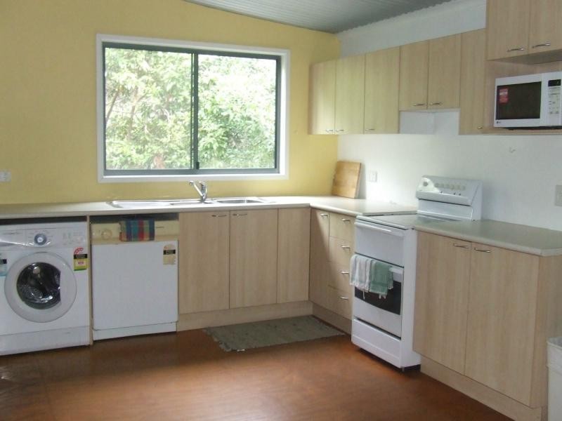 13 Thomson Street, Agnes Water QLD 4677