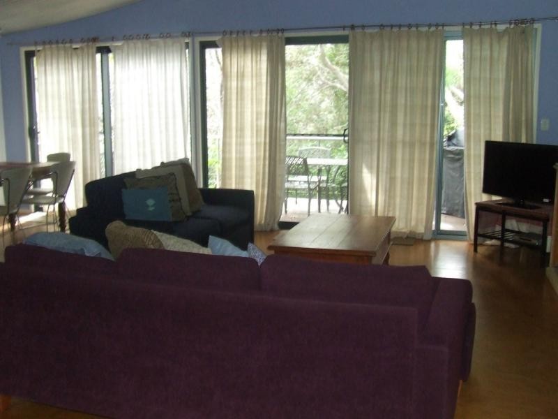 13 Thomson Street, Agnes Water QLD 4677