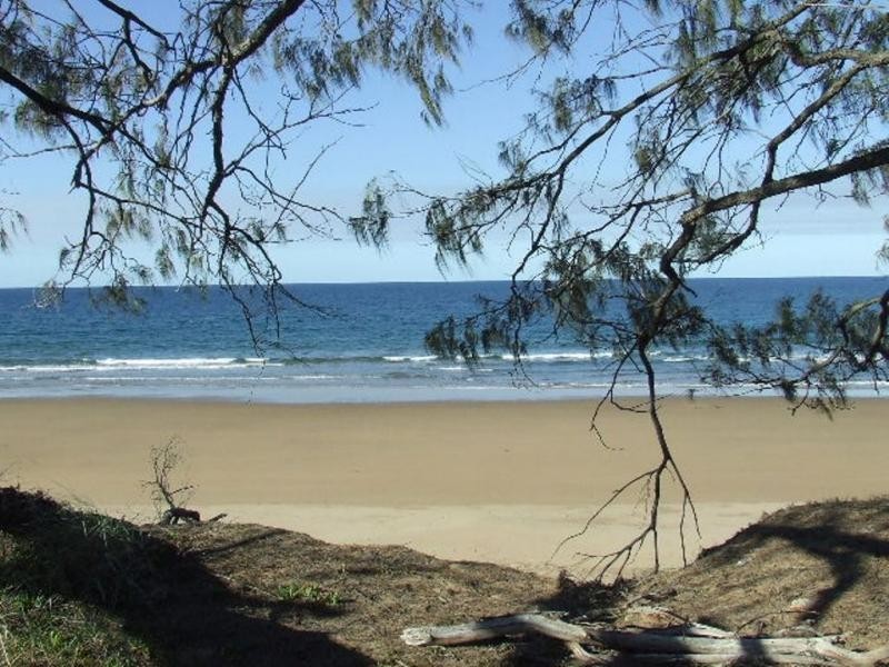 13 Thomson Street, Agnes Water QLD 4677