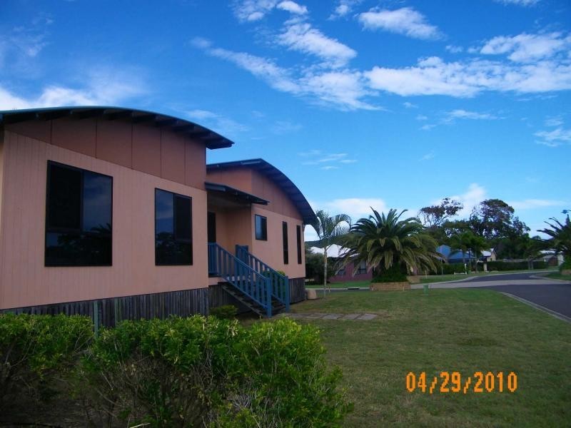 1 Coral Avenue, Agnes Water QLD 4677