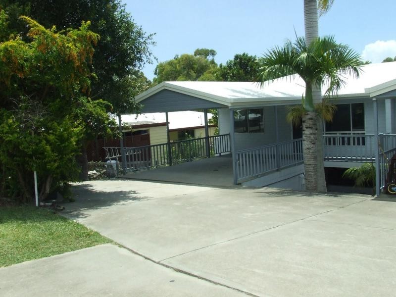 1/6 Donahue Drive, Agnes Water QLD 4677
