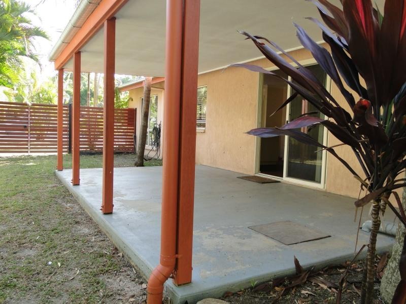 17 Palm Court, Agnes Water QLD 4677