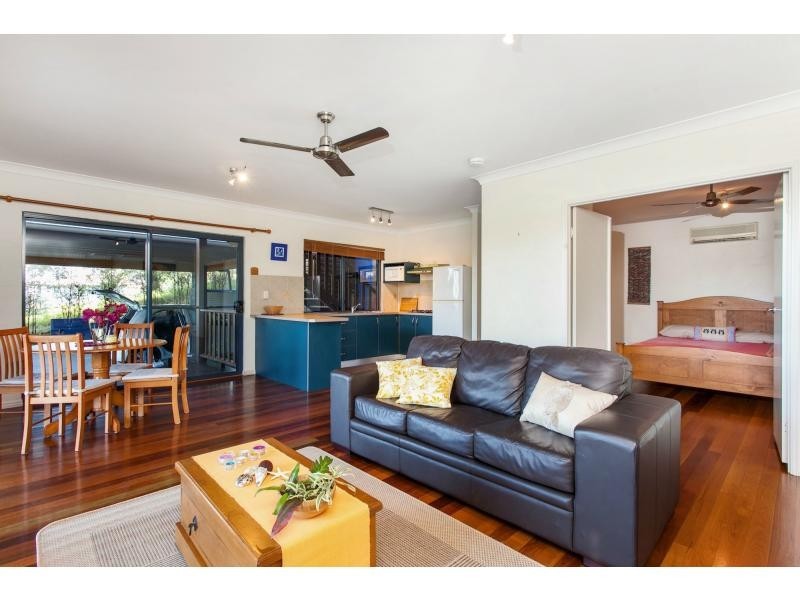 8 Endeavour Street, Seventeen Seventy QLD 4677