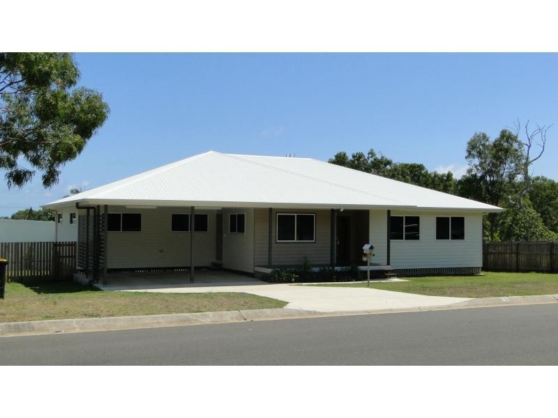 16 Donohue Drive, Agnes Water QLD 4677