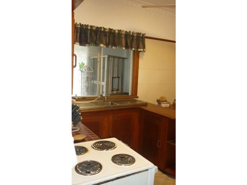 Newtown QLD 4305
