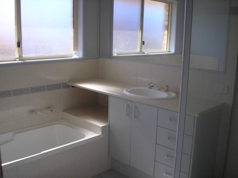 Flinders View QLD 4305