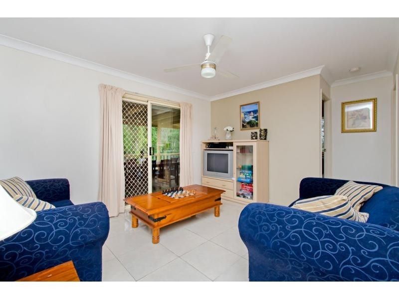 27 Edith Drive, North Ipswich QLD 4305