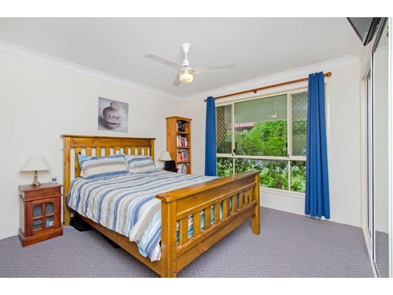 27 Edith Drive, North Ipswich QLD 4305