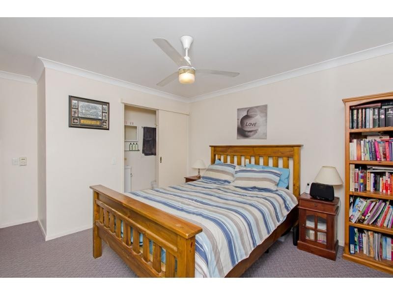 27 Edith Drive, North Ipswich QLD 4305