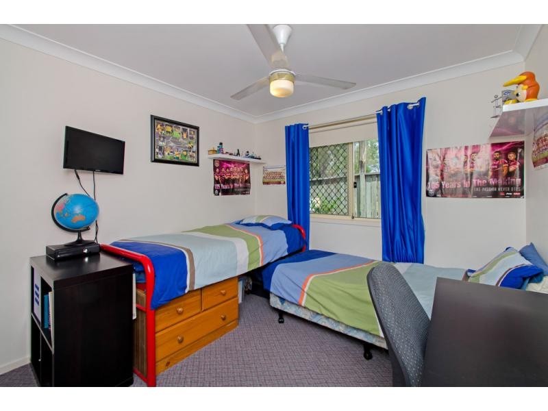 27 Edith Drive, North Ipswich QLD 4305