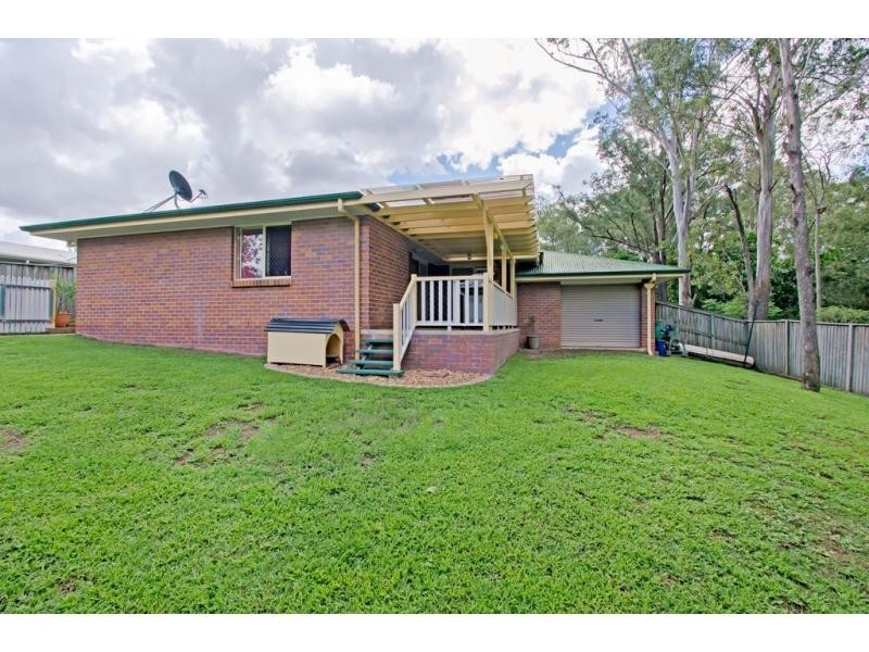27 Edith Drive, North Ipswich QLD 4305